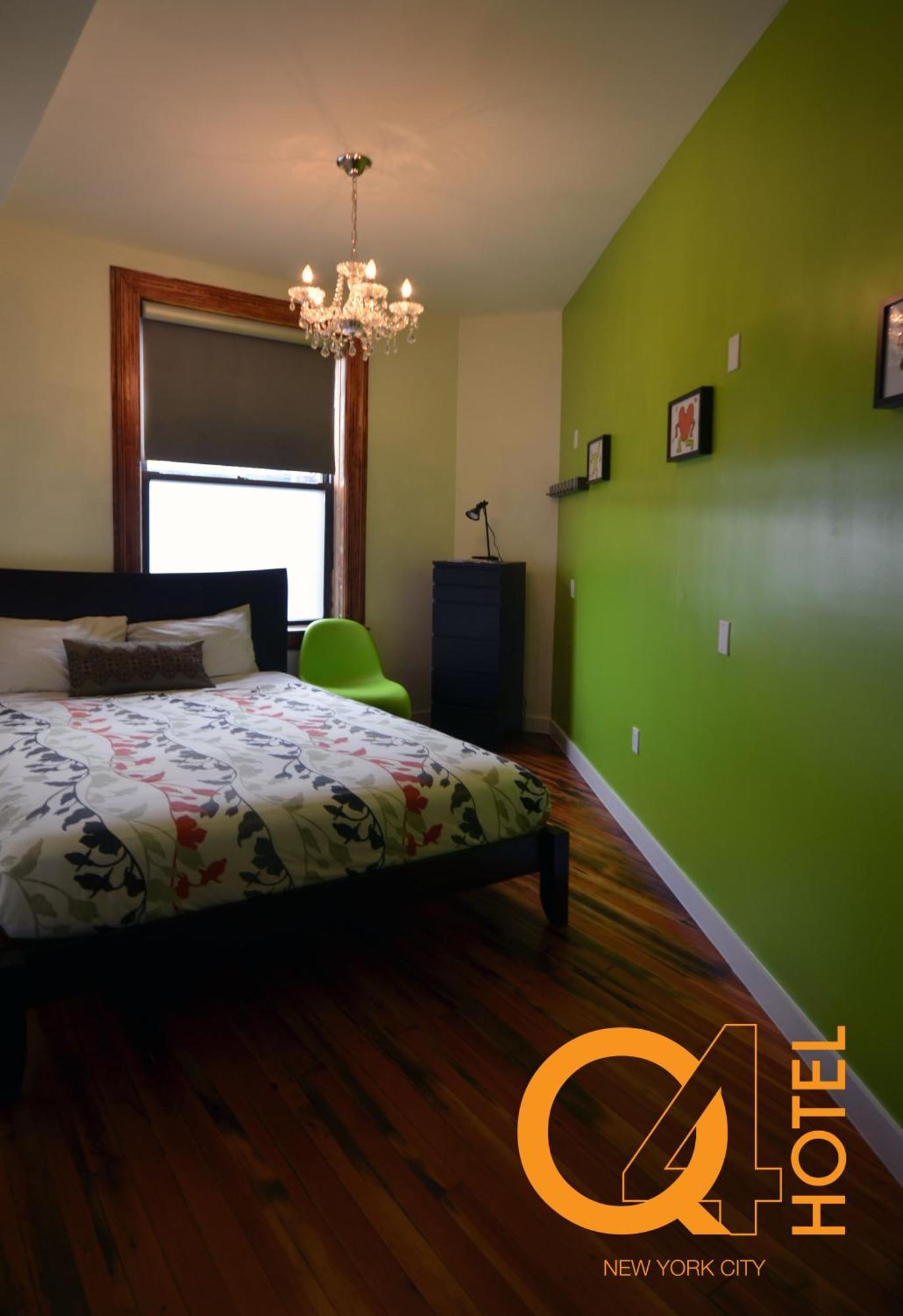 Q4 Hotel And Hostel New York Bagian luar foto