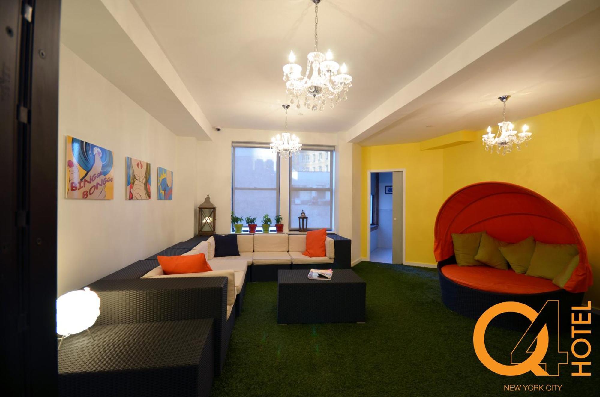 Q4 Hotel And Hostel New York Bagian luar foto